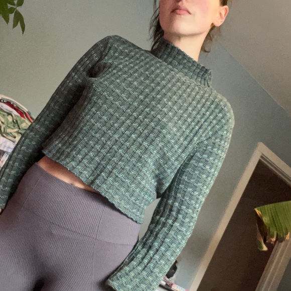 Vintage Sweater - Picture 3 of 15